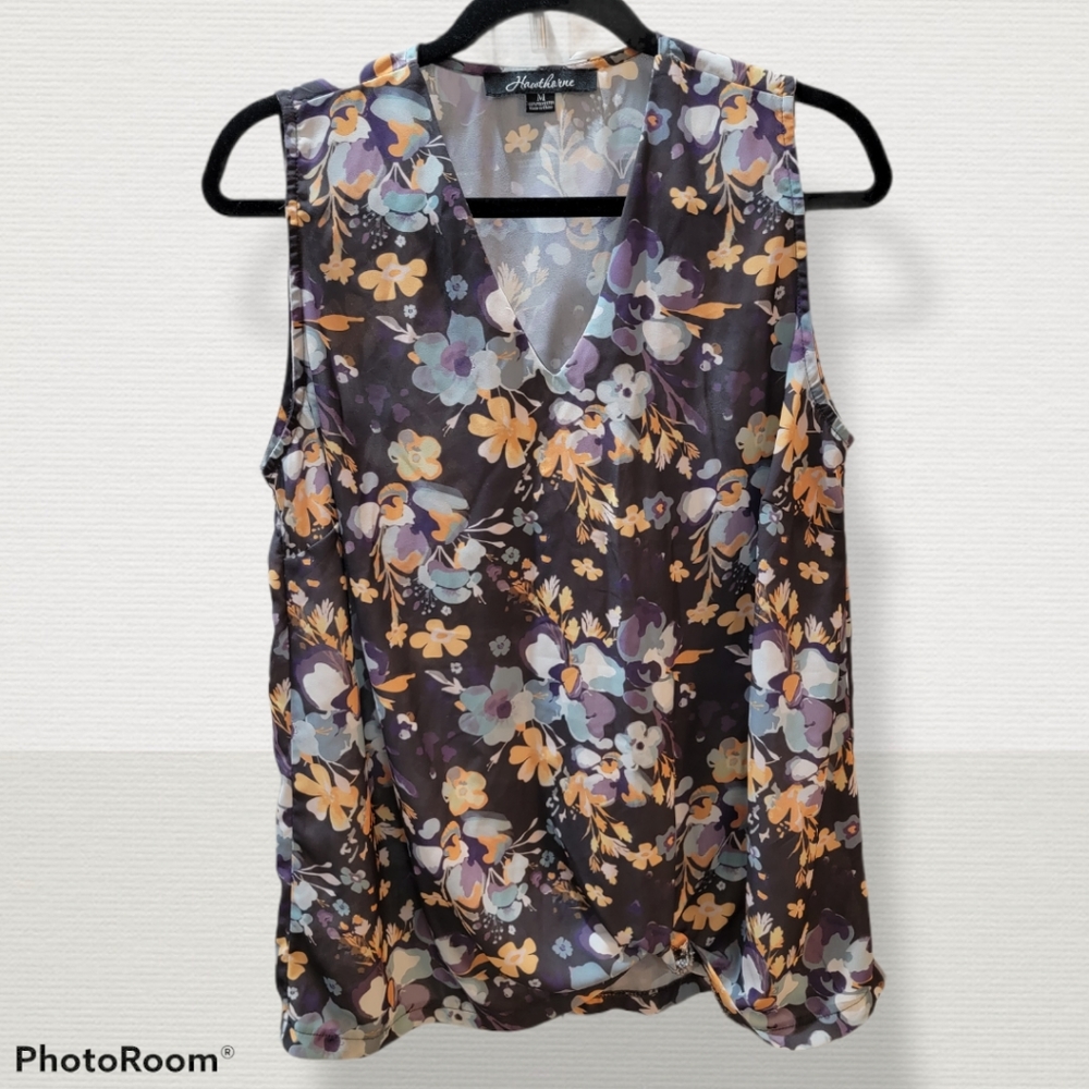 Beautiful Hawthorne sleeveless top, Med.